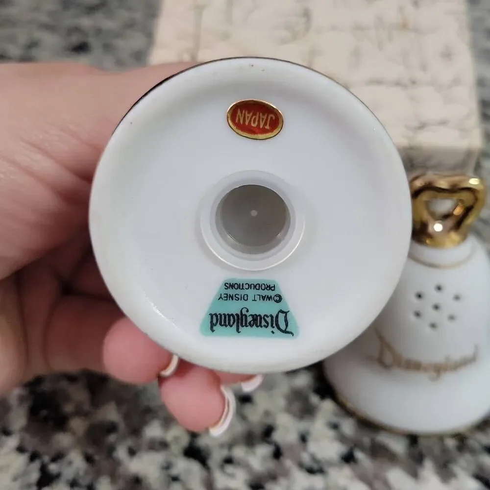 Vintage 1960s Disneyland salt and pepper shakers‎
